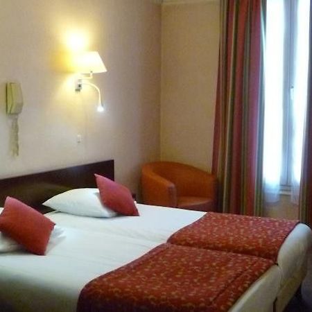 Hotel Le 37 Bis Нёйи-сюр-Сен Экстерьер фото