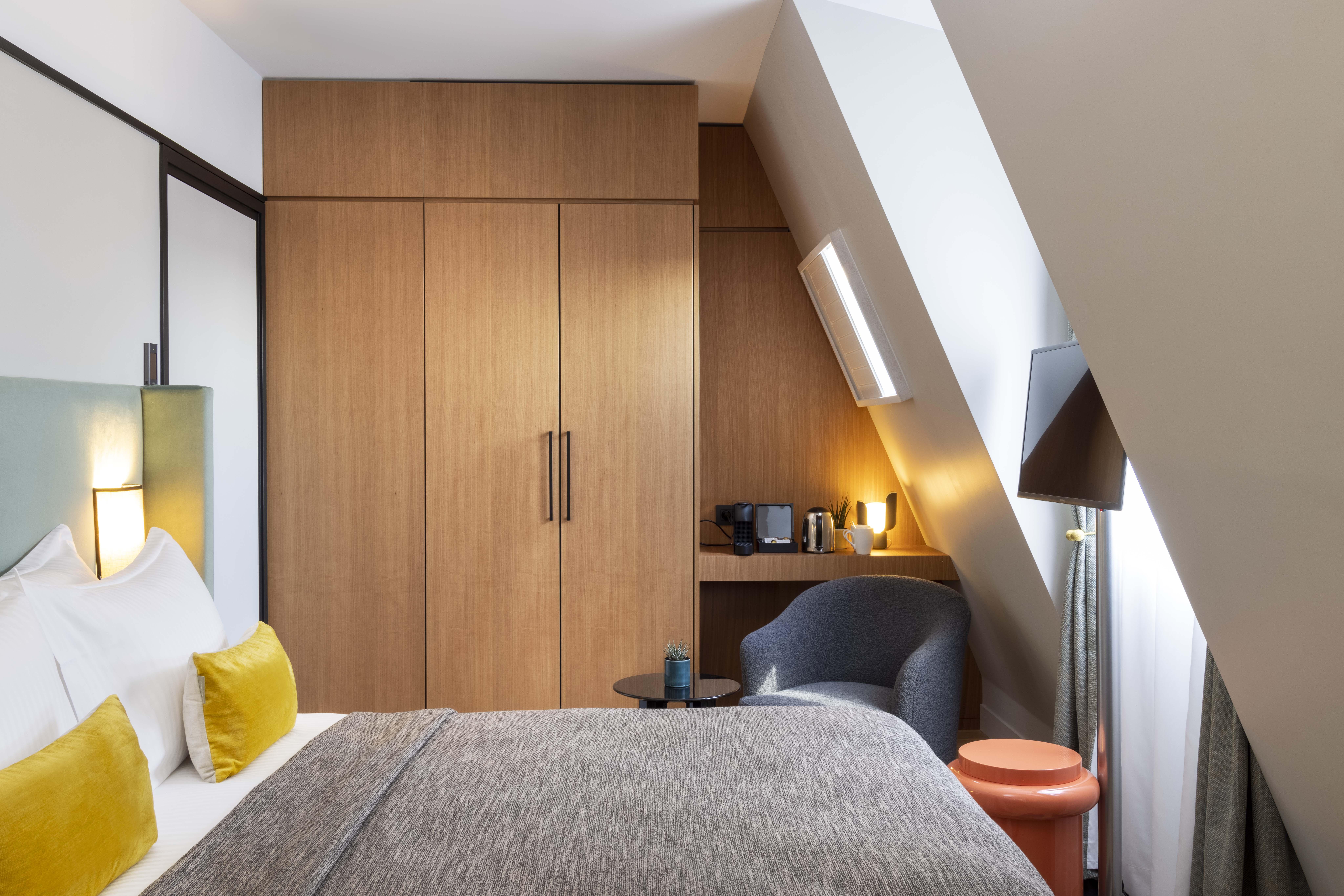 Hotel Le 37 Bis Нёйи-сюр-Сен Экстерьер фото